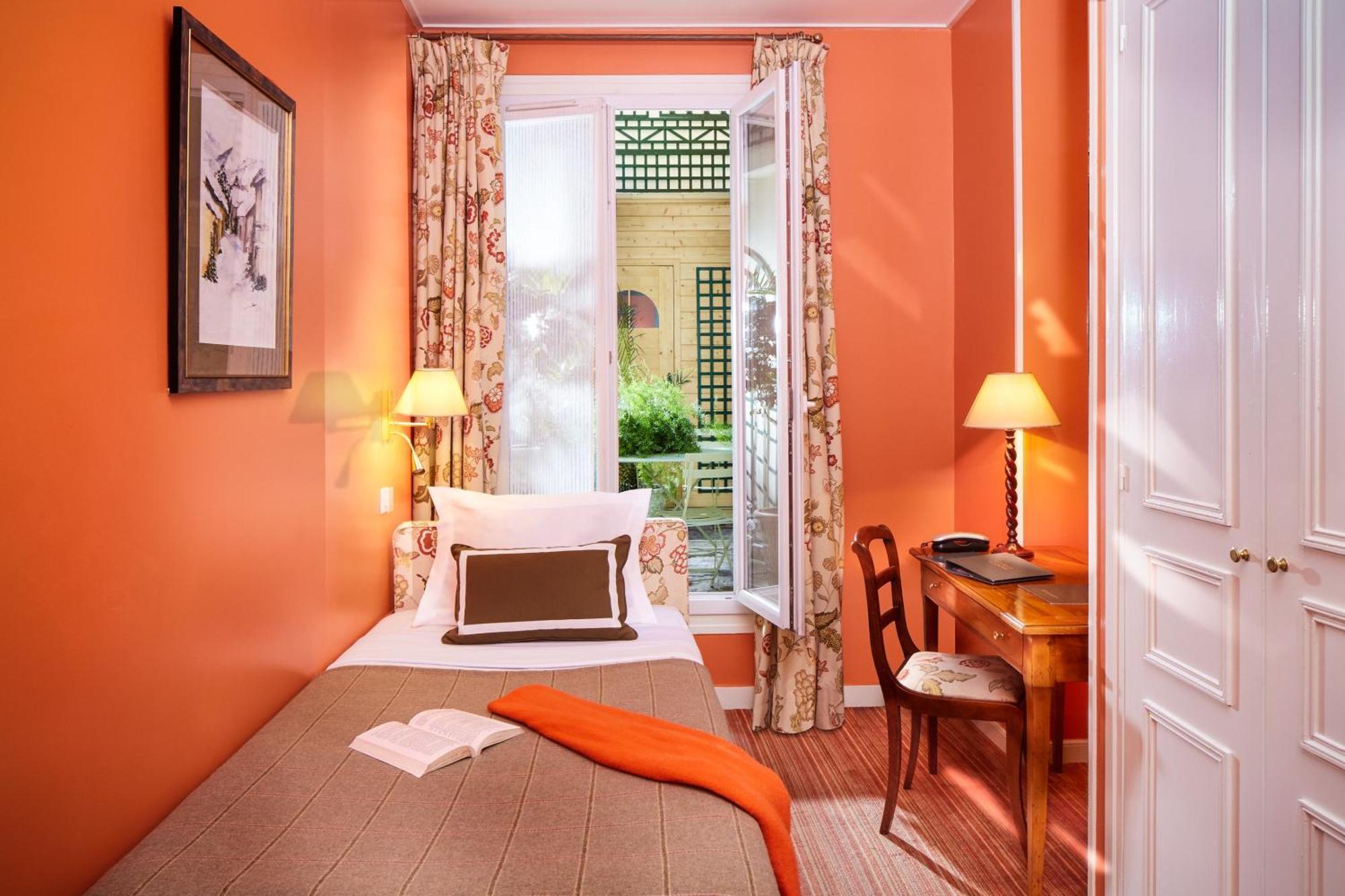 Hotel Relais Du Louvre París