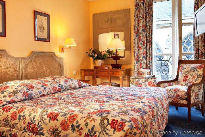 Relais Du Louvre 4* París